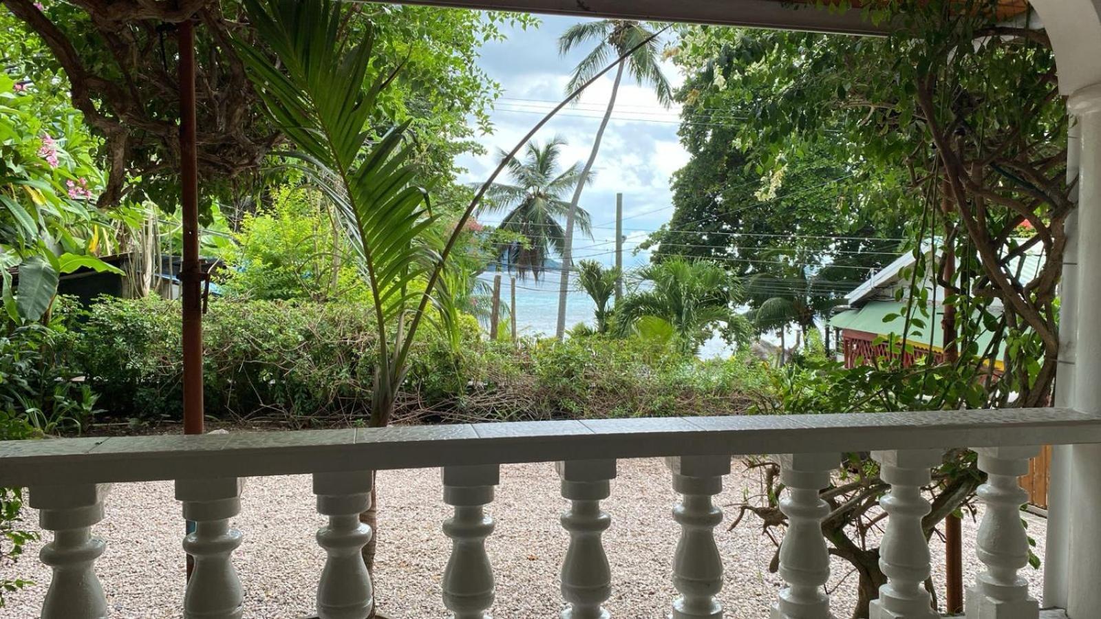 Beau Bamboo Apartment Vịnh Beau Vallon Ngoại thất bức ảnh